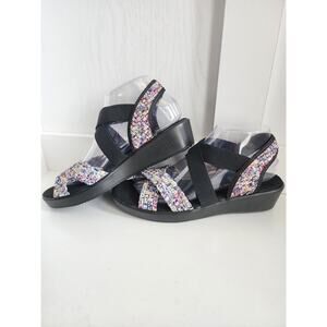 Bernie Mev Womens Sz 38 US 8-8.5 Strappy  Sandals  Multicolor Braided Woven‎